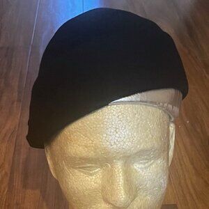 Vintage 1950s Frank Olive Black-on-Silver Wool Beret-Style Hat